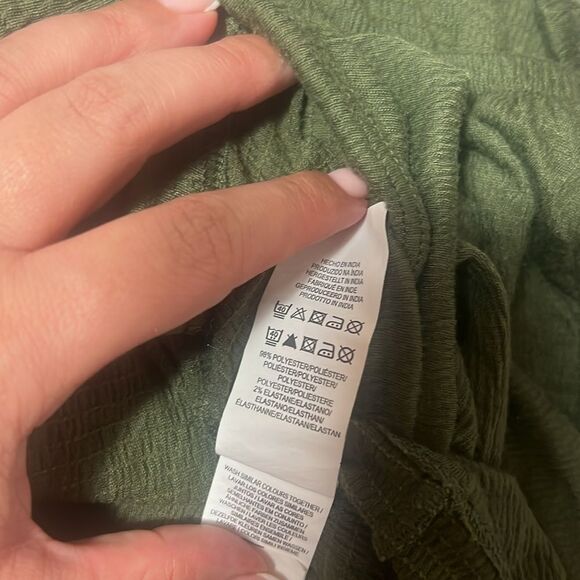 PRIMARK - FORREST GREEN T SHIRT WITH BUTTON DETAILS - XS (2/4) - Picture 6 of 6